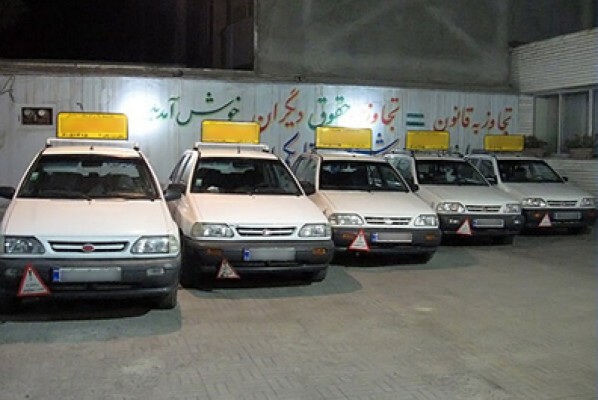 مشکل اصلی آموزشگاه های رانندگی عدم تعامل پلیس راهور با کانون آموزشگاه ها است